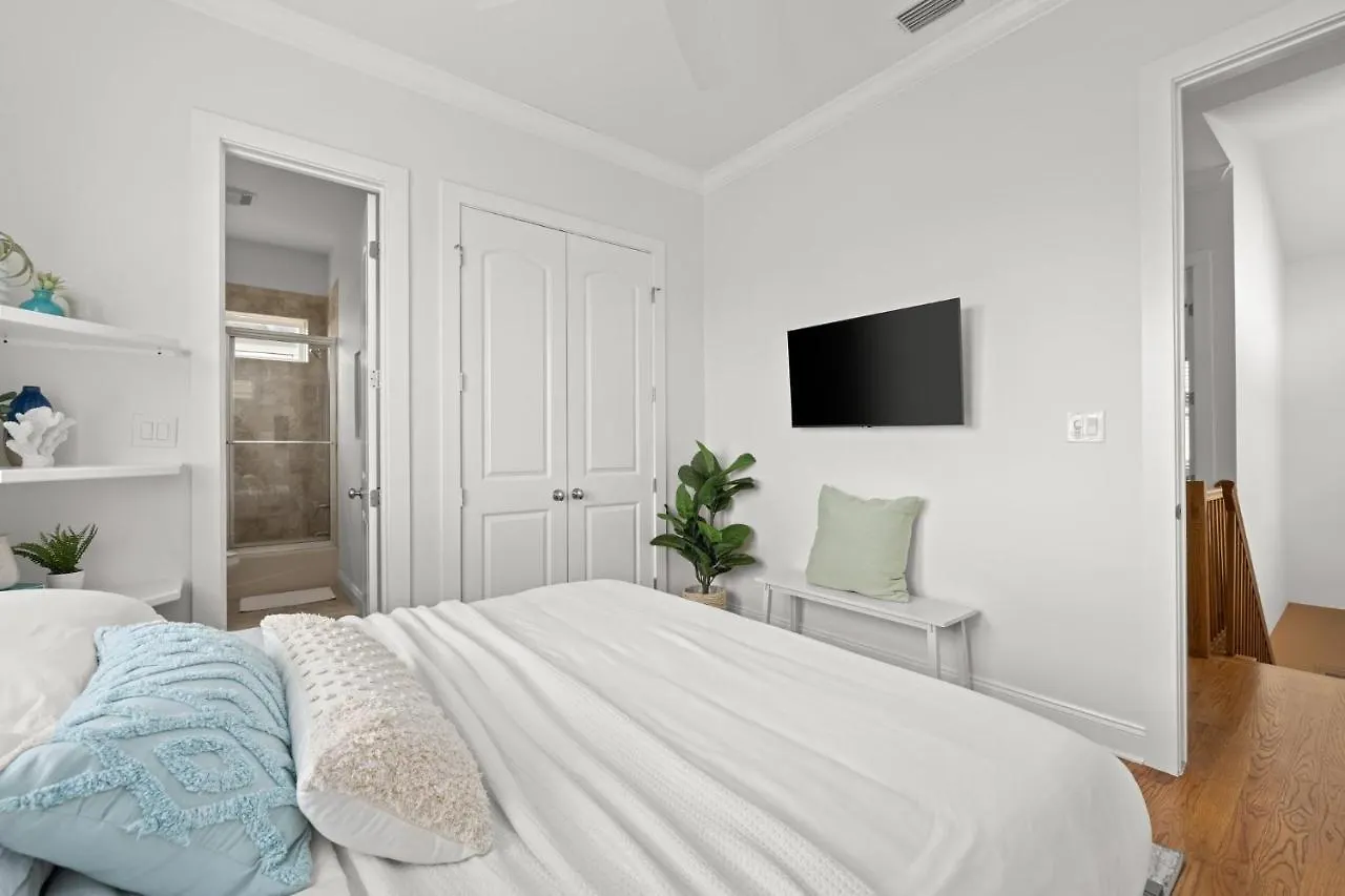 Βίλα Crescent Moon Palace - A Luxury Home With Pool, Parking, Just Steps To The Beach Panama City Beach
