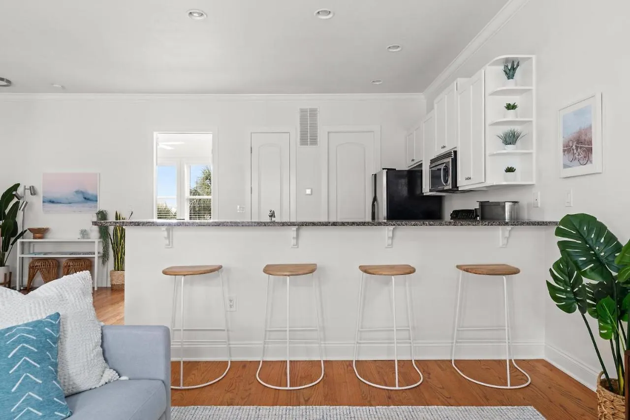 Crescent Moon Palace - A Luxury Home With Pool, Parking, Just Steps To The Beach Panama City Beach 0*,