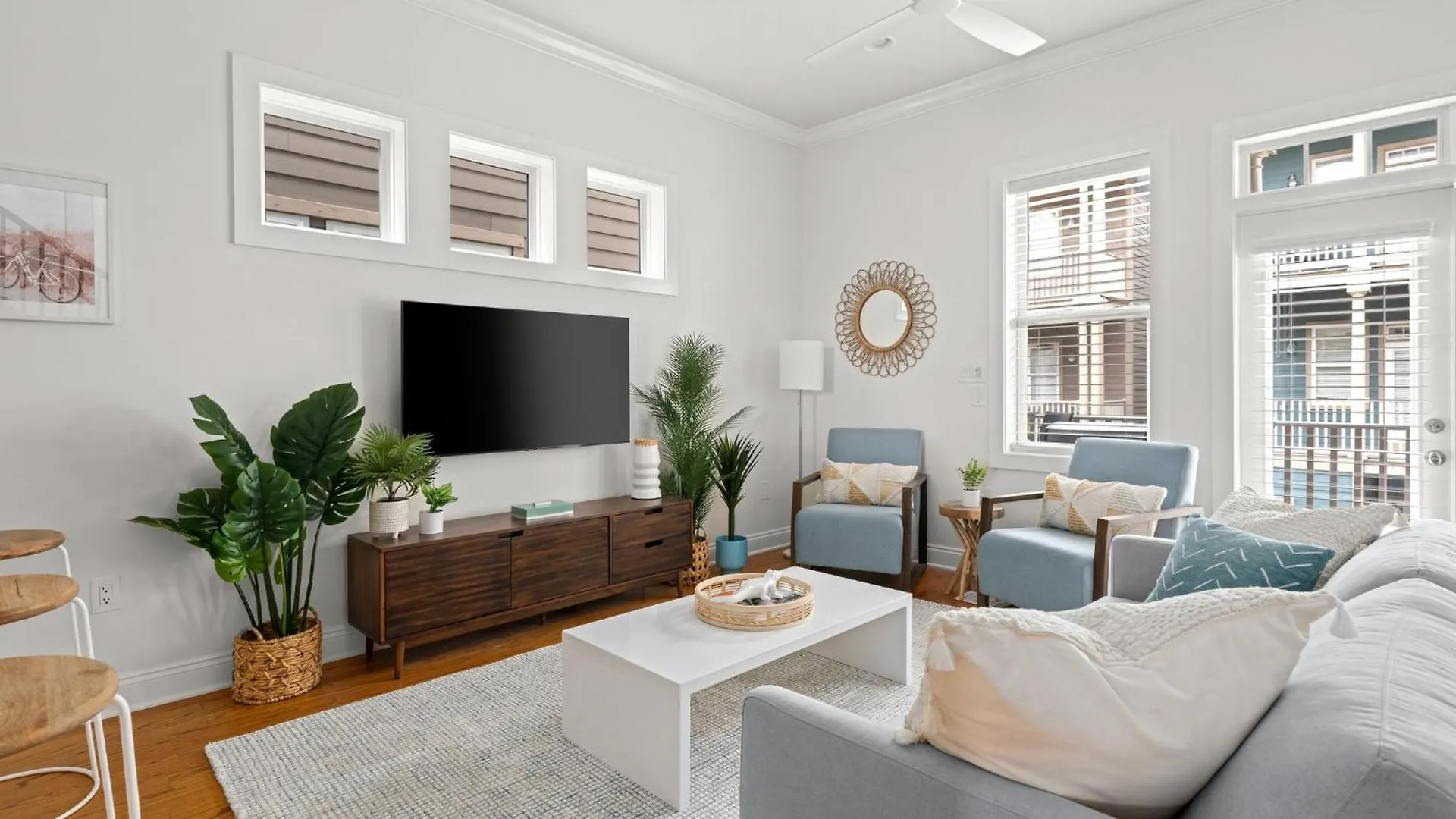 Crescent Moon Palace - A Luxury Home With Pool, Parking, Just Steps To The Beach Panama City Beach