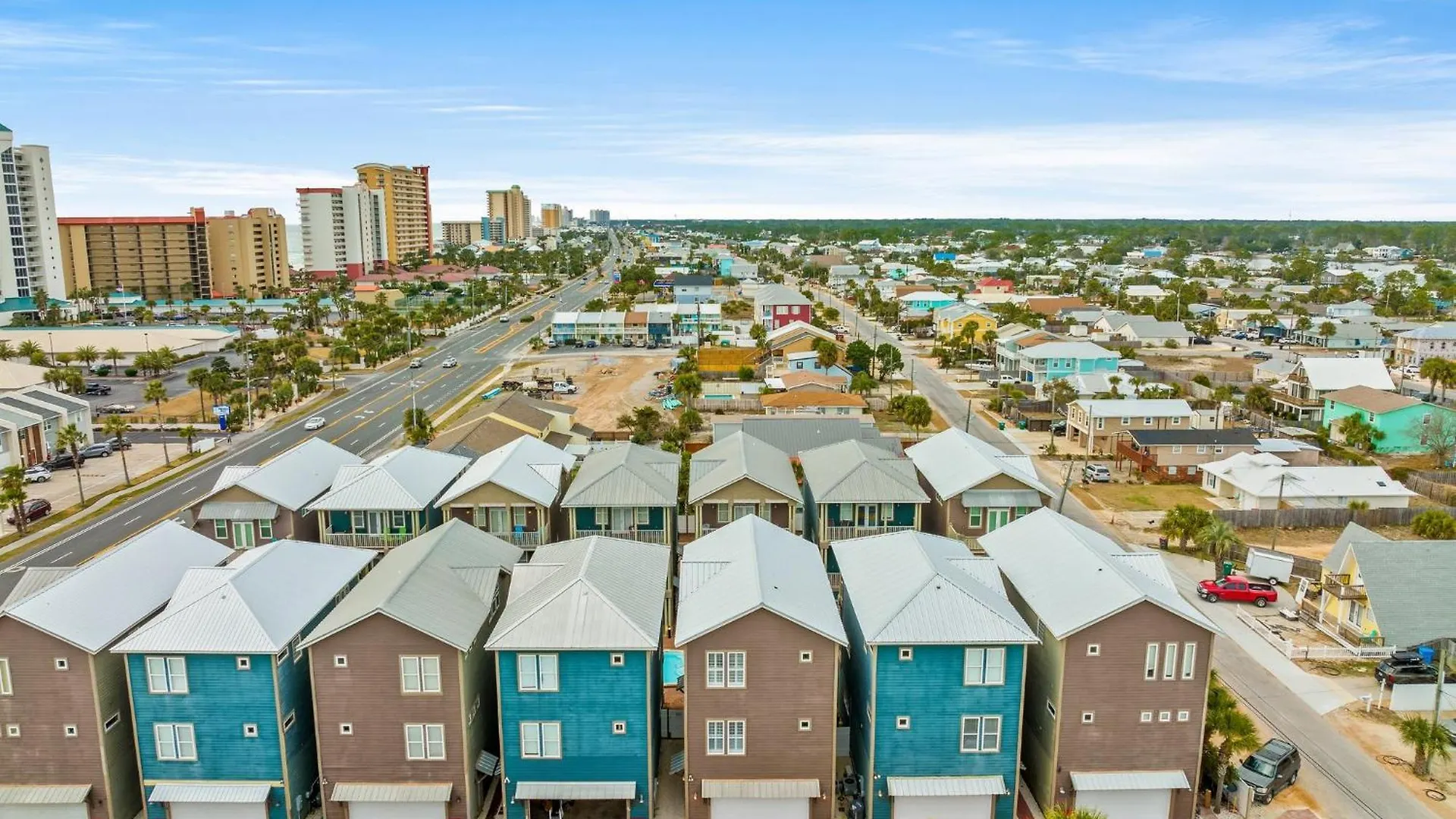 Crescent Moon Palace - A Luxury Home With Pool, Parking, Just Steps To The Beach Panama City Beach